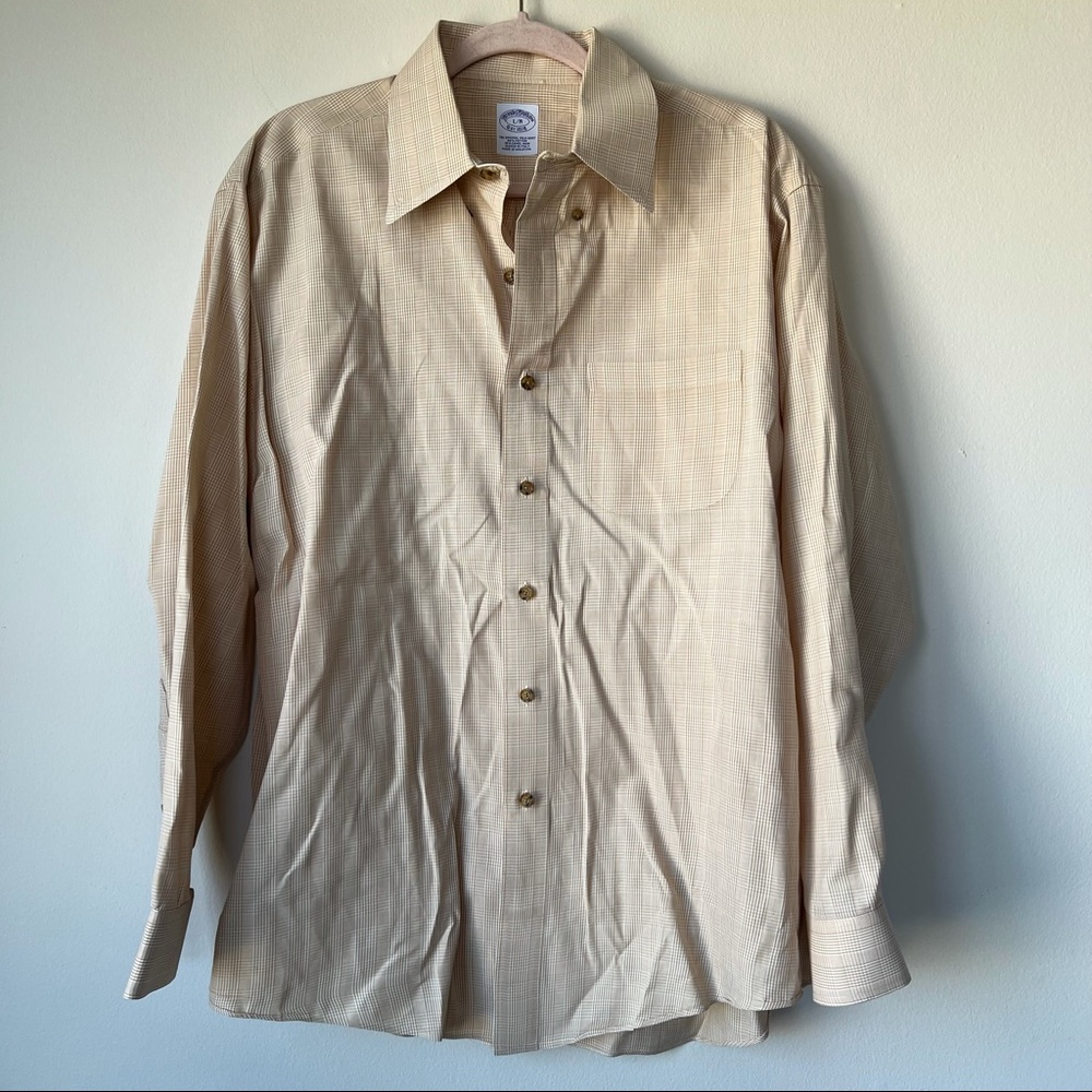 Brooks Brothers Casual Button Front Shirt Plaid Collared Long Sleeve Size Large